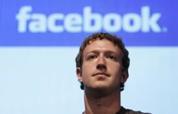 Facebook  сможет  обходить пользовательскую  блокировку рекламы